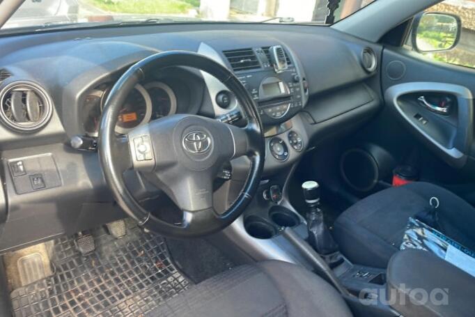 Toyota RAV 4 3 generation (XA30)