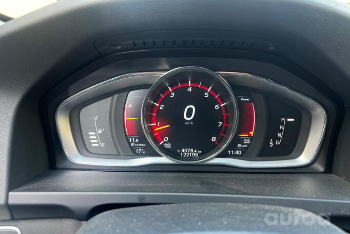 Volvo V60 Cross Country 1 generation wagon 5-doors