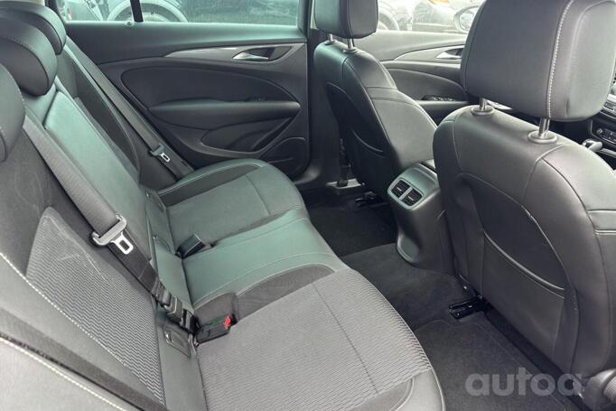 Opel Insignia A [restyling] Liftback