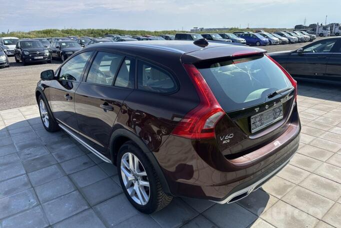 Volvo V60 Cross Country 2 generation wagon