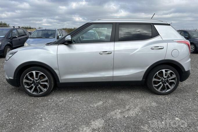 SsangYong Tivoli 1 generation Crossover 5-doors