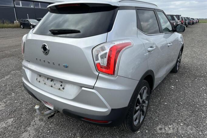 SsangYong Tivoli 1 generation Crossover 5-doors