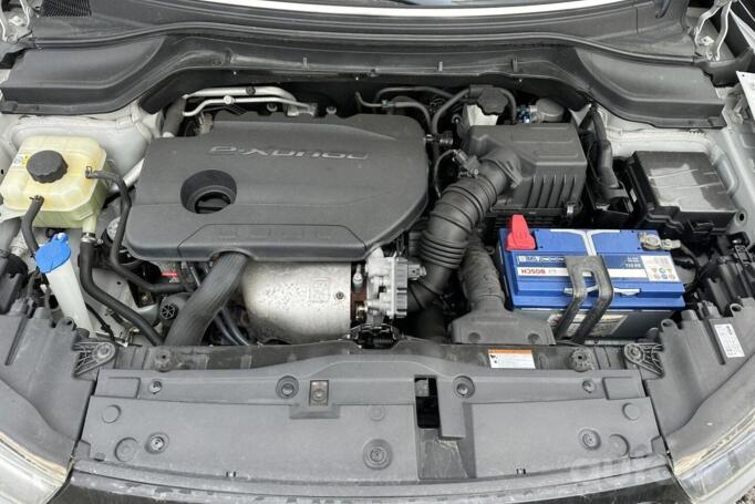 SsangYong Tivoli 1 generation Crossover 5-doors
