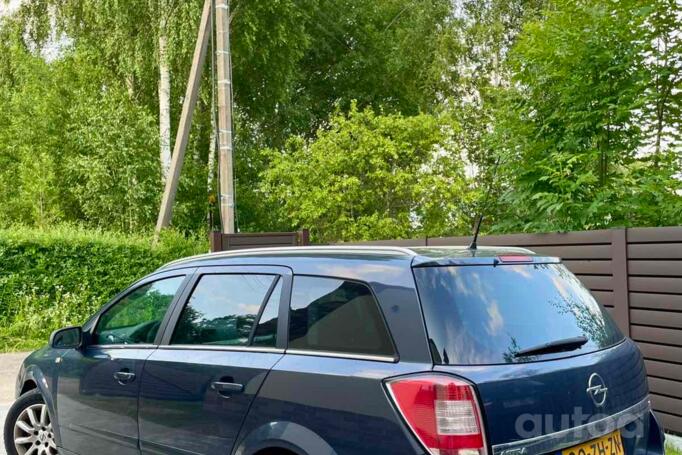Opel Astra H [restyling]