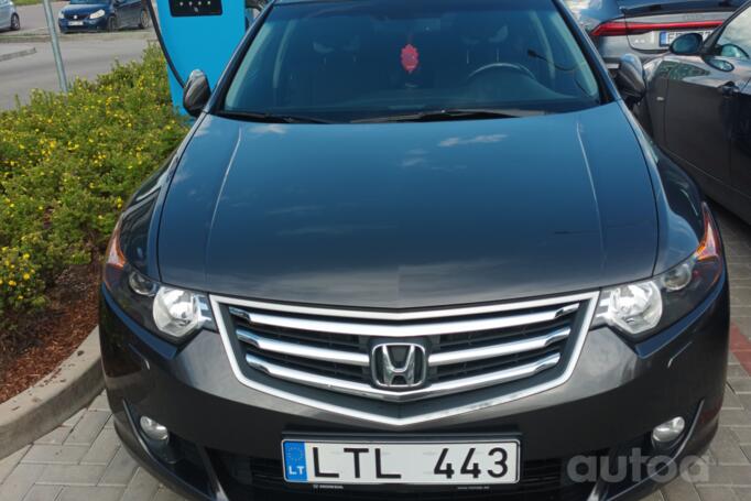 Honda Accord 8 generation [restyling] Sedan 4-doors