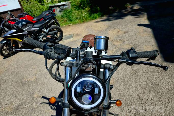 Yamaha XJ
