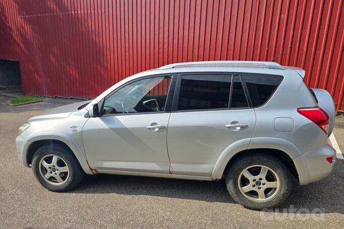 Toyota RAV4 3 generation Crossover