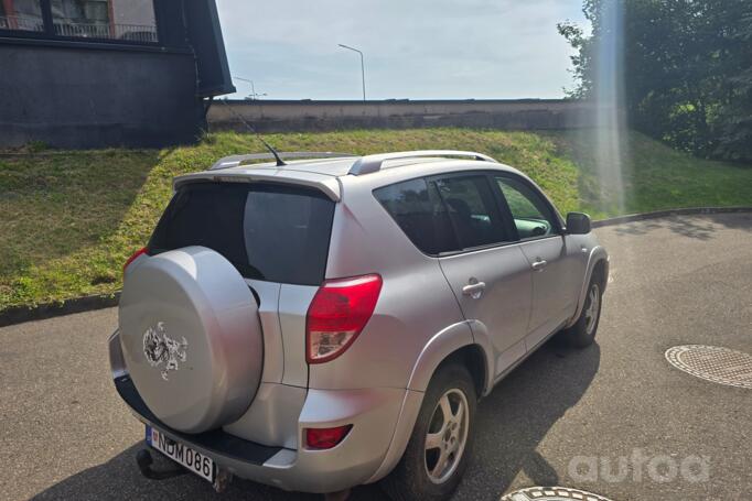 Toyota RAV4 3 generation Crossover