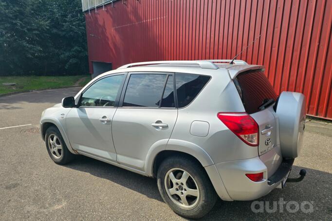 Toyota RAV4 3 generation Crossover