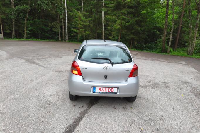 Toyota Yaris 2 generation
