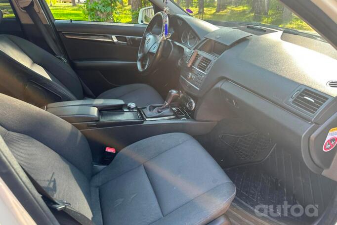 Mercedes-Benz C-Class W204/S204 wagon 5-doors