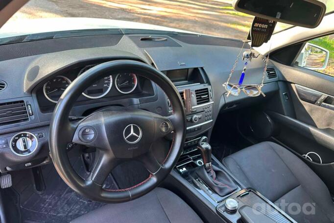 Mercedes-Benz C-Class W204/S204 wagon 5-doors