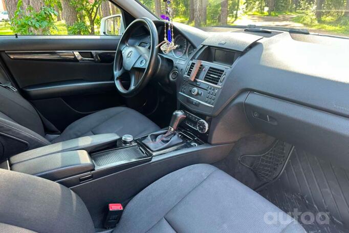 Mercedes-Benz C-Class W204/S204 wagon 5-doors
