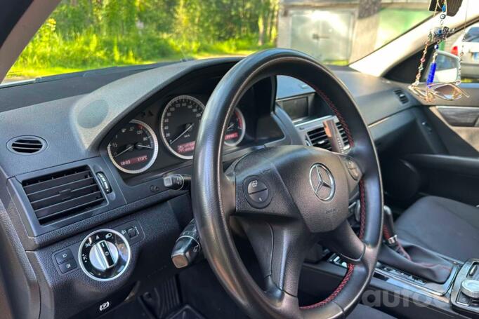 Mercedes-Benz C-Class W204/S204 wagon 5-doors