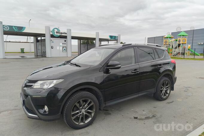 Toyota RAV4 4 generation Crossover