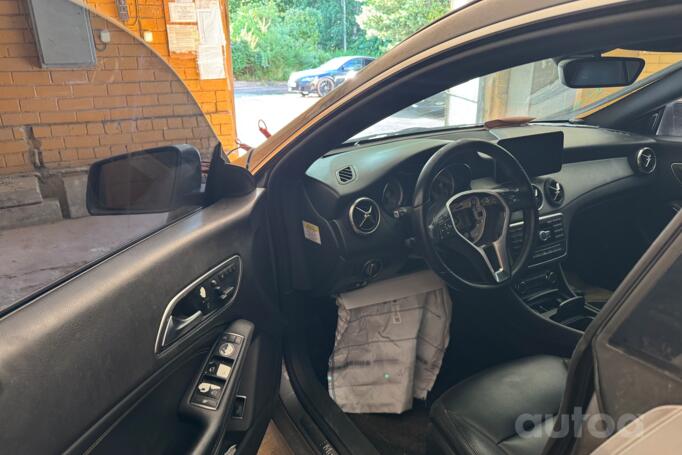 Mercedes-Benz CLA250 2014