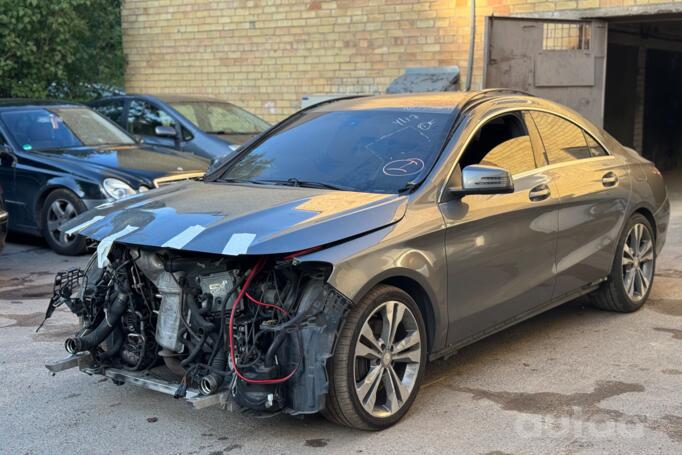 Mercedes-Benz CLA250 2014