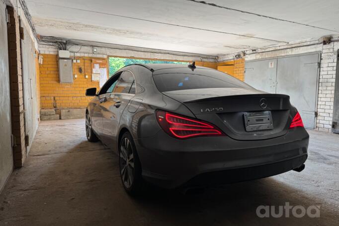 Mercedes-Benz CLA250 2014