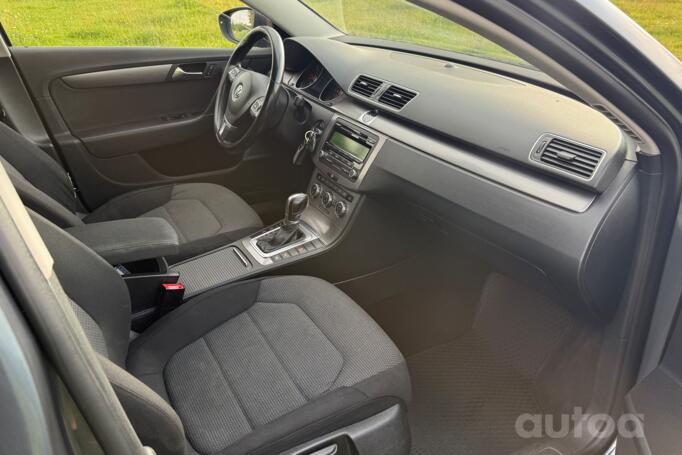 Volkswagen Passat B7 Variant wagon 5-doors