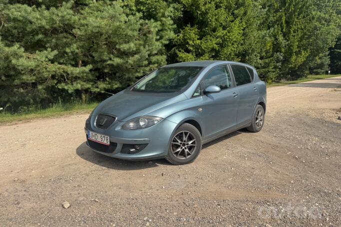 SEAT Toledo 3 generation Hatchback