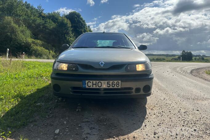 Renault Laguna 1 generation [restyling] Grandtour wagon