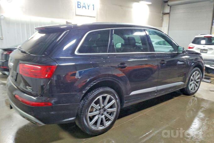 Audi Q7 4M Crossover