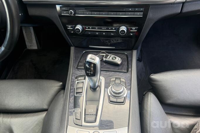 BMW 7 Series F01/F02 Sedan