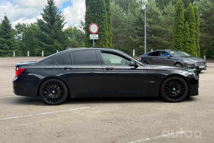 BMW 7 Series F01/F02 Sedan
