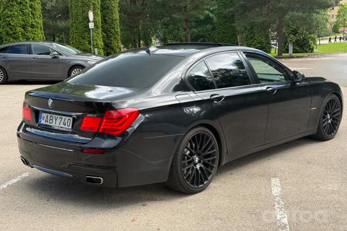 BMW 7 Series F01/F02 Sedan