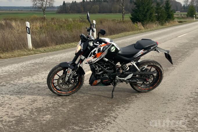 KTM Duke