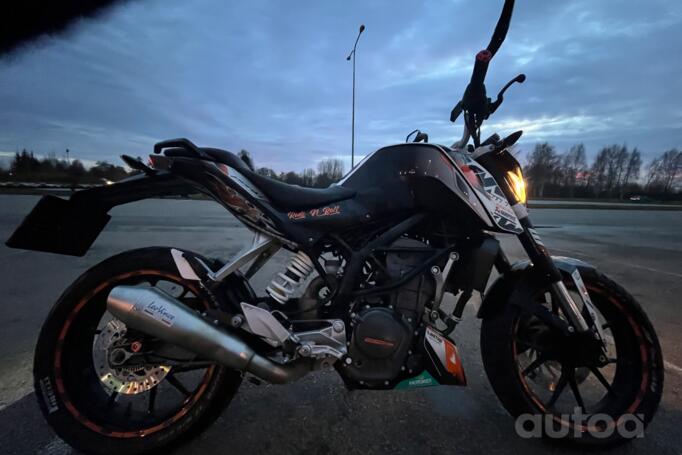 KTM Duke