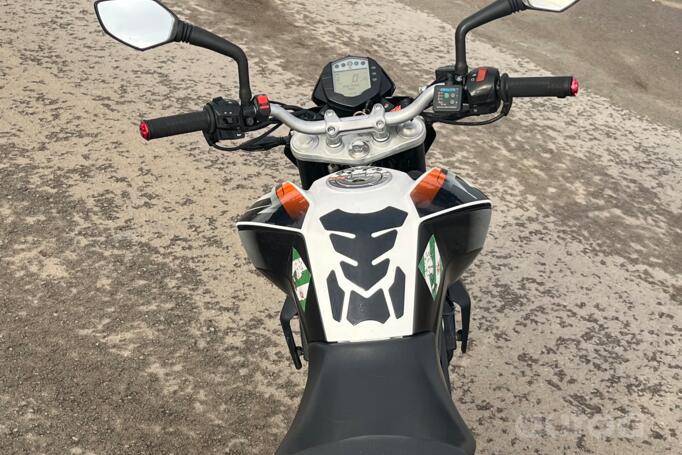 KTM Duke