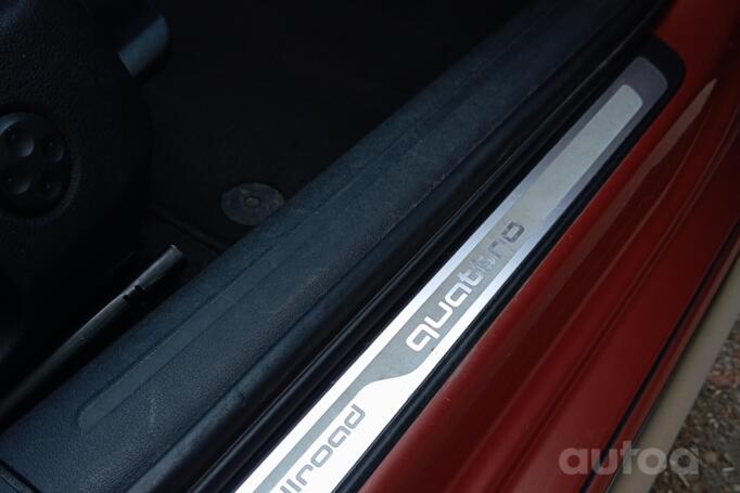 Audi A4 allroad 4 generation (B8)