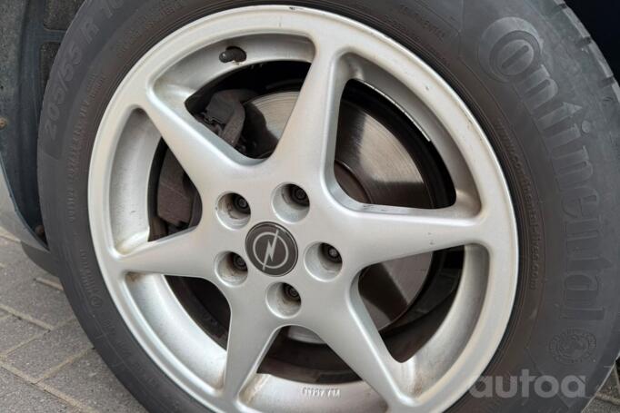 Opel Astra J Sports Tourer wagon