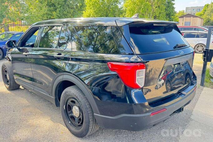 Ford Explorer 6 generation SUV