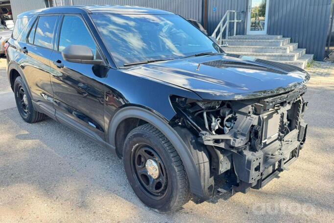 Ford Explorer 6 generation SUV