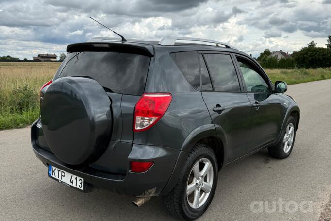 Toyota RAV4 3 generation Crossover