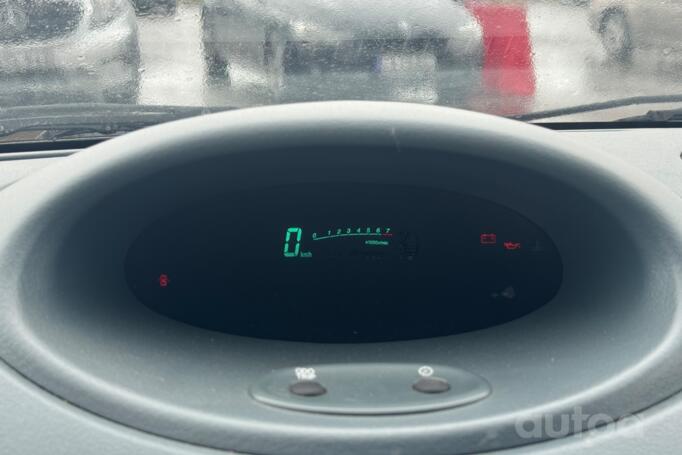 Toyota Yaris 1 generation