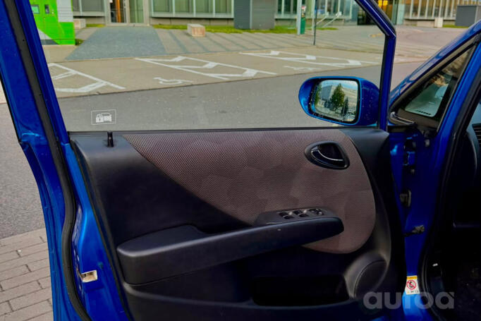 Honda Jazz 1 generation [restyling] Hatchback