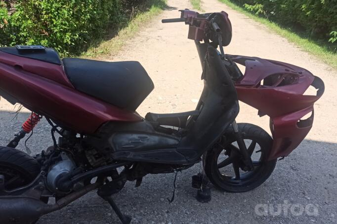 Aprilia SR