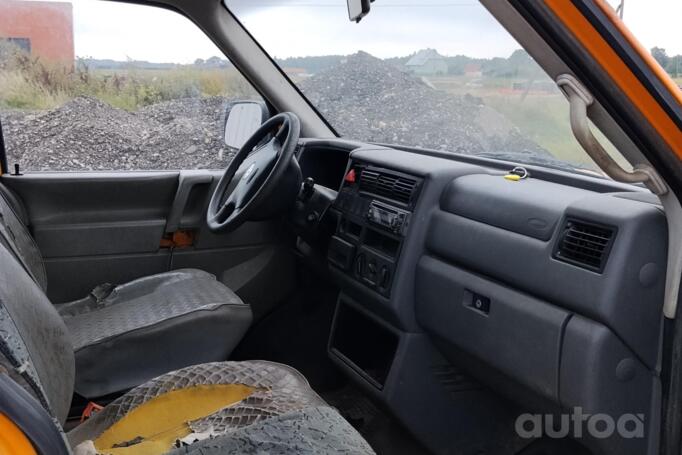 Volkswagen Caravelle T4 Minivan