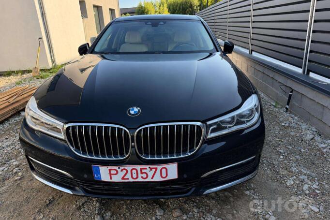 BMW 7 Series F01/F02 Sedan