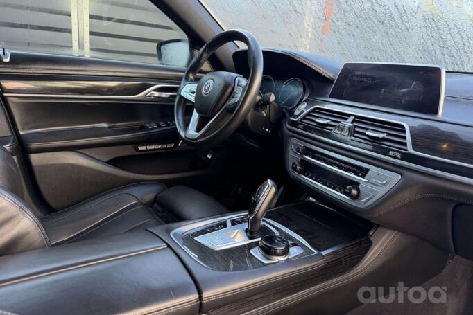 BMW 7 Series F01/F02 [restyling] Sedan