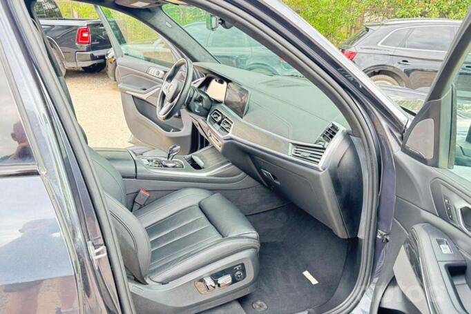 BMW X7 G07 Crossover
