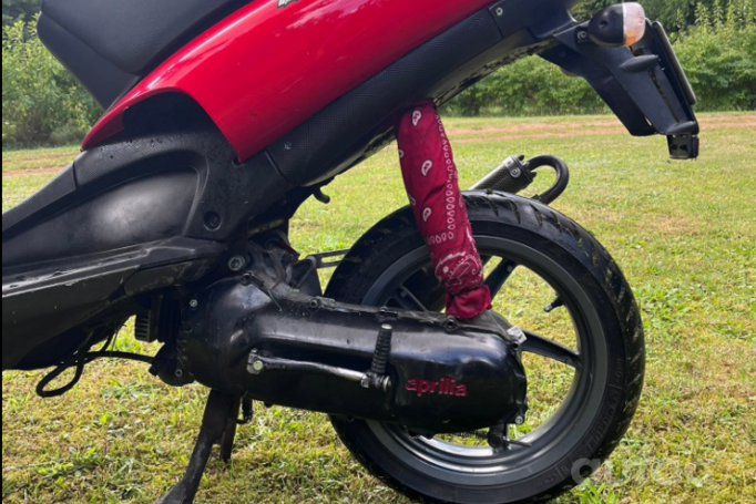 Aprilia SR