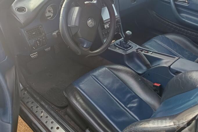 Mercedes-Benz SLK-Class R170 Roadster