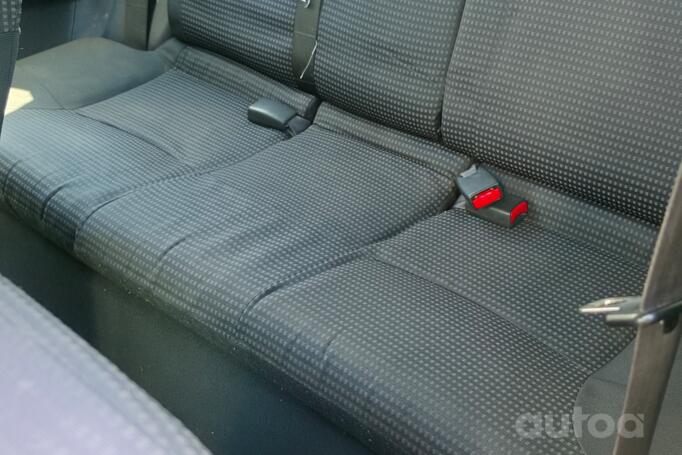 Honda Civic 7 generation [restyling] Hatchback 3-doors