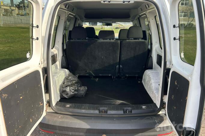 Volkswagen Caddy 4 generation Kombi minivan 4-doors