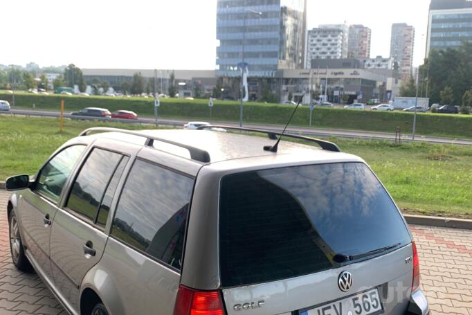 Volkswagen Golf 4 generation wagon