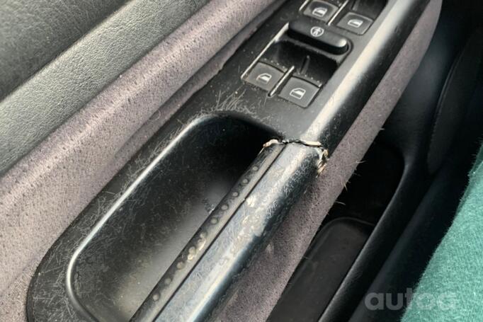 Volkswagen Golf 4 generation wagon